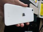 IPHONE SE (2gen) + Accessories, Wit, Ophalen of Verzenden, Zo goed als nieuw, 64 GB