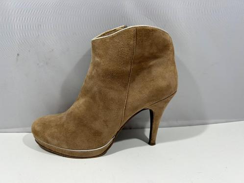 Spm. Maat 37, mooie elegante laarsjes in zandkleur bruin, Kleding | Dames, Schoenen, Zo goed als nieuw, Lage of Enkellaarzen, Bruin