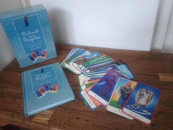 De Kracht van Engelen - Orakel kaarten, Boeken, Esoterie en Spiritualiteit, Zo goed als nieuw, Overige typen, Tarot of Kaarten leggen