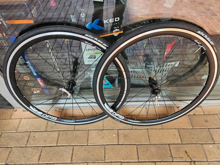 Set handgemaakte racewielen, Fietsen en Brommers, Fietsonderdelen, Zo goed als nieuw, Algemeen, Wiel, Ophalen