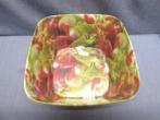 Schaal | kunststof | vierkant 22,5 cm - hoogte 11 cm | nieuw, Ophalen of Verzenden, Nieuw, Overige stijlen, Schaal of Schalen
