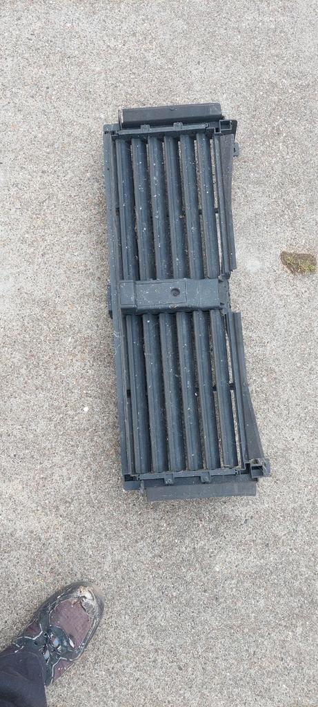 Auto Onderdeel - Grill / Rooster, Auto-onderdelen, Airco en Verwarming, Overige automerken, Universele onderdelen, Gebruikt, Ophalen of Verzenden