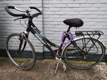 Tochal 600 Hiker Damesfiets / sportfiets beschikbaar voor biedingen