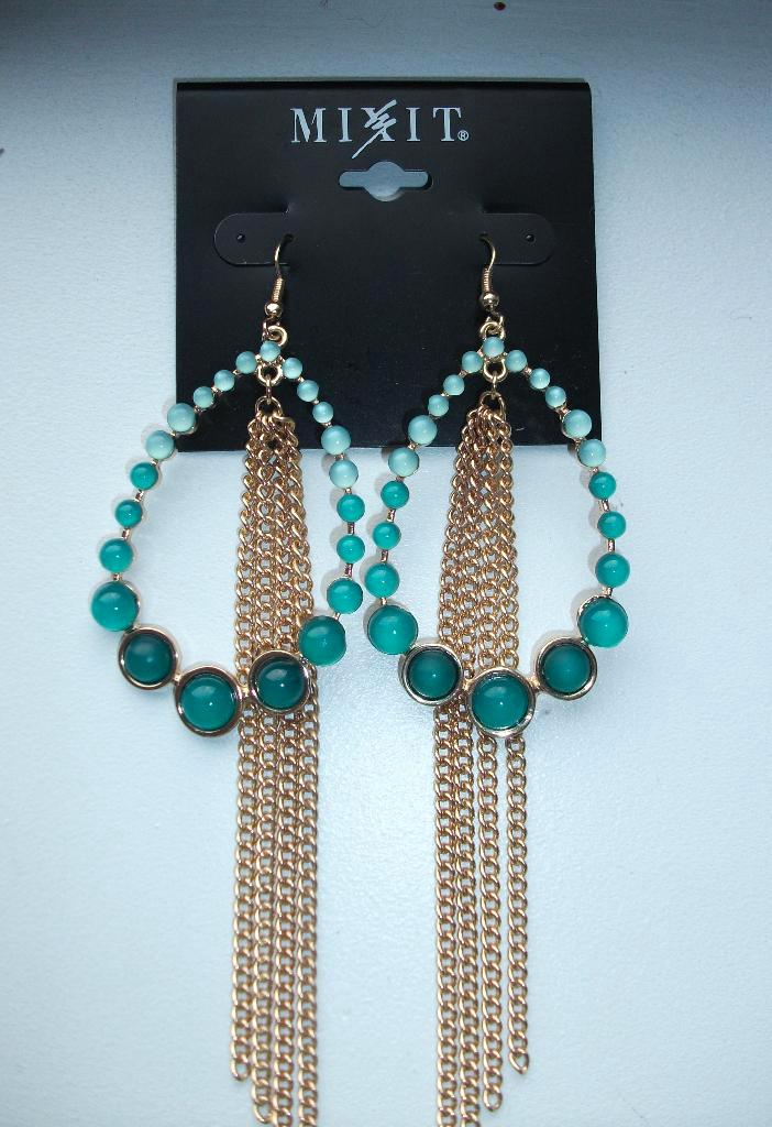 Mixit groene druppel kettinkjes hang oorbellen, Sieraden, Tassen en Uiterlijk, Oorbellen, Nieuw, Hangers, Overige materialen, Goud