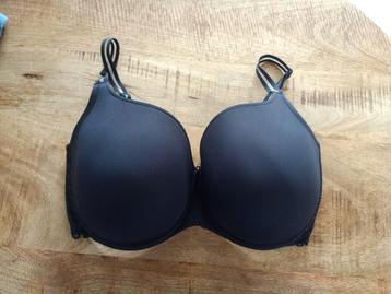 Prima donna bh twist 75 G Zwart 75G beschikbaar voor biedingen