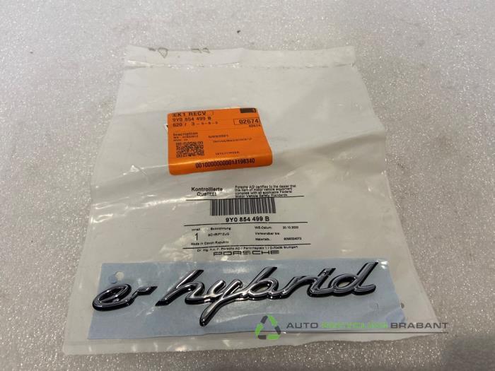 Embleem van een Porsche Cayenne, -, -, Porsche, Nieuw