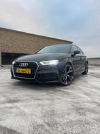 Audi A3 Sedan 1.0TFSI 85KW 2016 Zwart, Auto's, Audi, Voorwielaandrijving, 1160 kg, Leder en Stof, Zwart