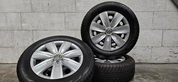 16" VW T-Roc originele velgen Bridgestone winterbanden beschikbaar voor biedingen