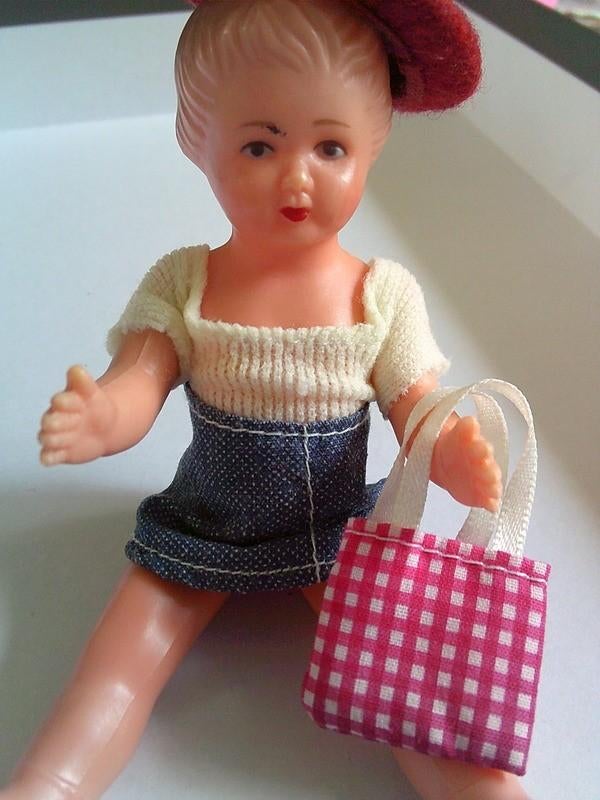 Mini pop ,schildpad popje gemerkt schildpadje 13, Verzamelen, Poppen, Gebruikt, Overige typen, Ophalen of Verzenden