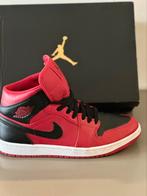 Te koop Nike air Jordan 1 Mid reverse bred 2021 maat 42, Schoenen, Ophalen of Verzenden, Zo goed als nieuw