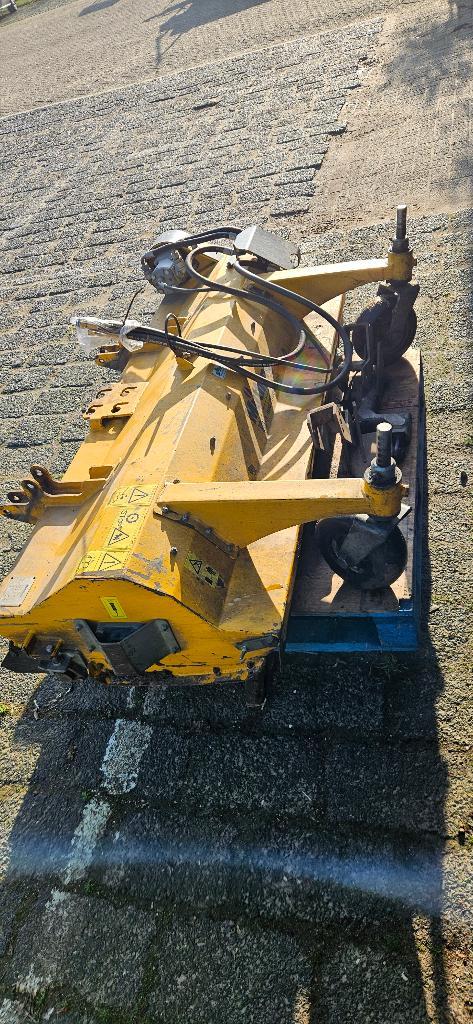 muthing MUFM-1600 klepelmaaier, Zakelijke goederen, Machines en Bouw | Tuin, Park en Bosbouw, Overige typen, Ophalen