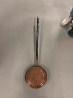 Antieke beddenpan met houten handvat, Antiek en Kunst, Antiek | Keukenbenodigdheden, Ophalen of Verzenden