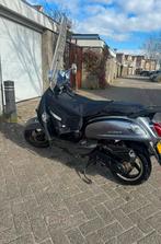 Sym Fiddle 2 met windscherm en tucano beenkleed, Fietsen en Brommers, Scooters | SYM, Ophalen, Gebruikt, Maximaal 45 km/u, Benzine