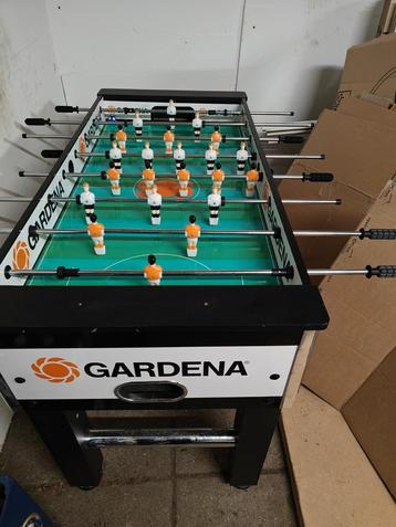 Voetbaltafel zeer degelijk 140x65 beschikbaar voor biedingen
