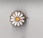 Margriet emaille Insigne speldjes, Verzamelen, Militaria | Tweede Wereldoorlog, Niet vindbaar, Niet vindbaar, Nederland, Embleem of Badge