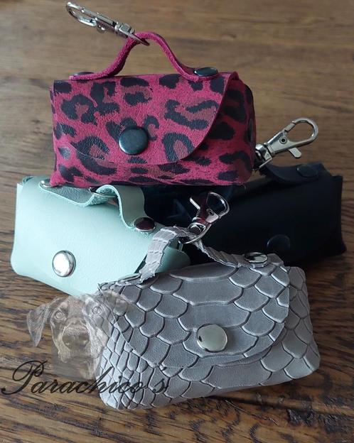 Prachtige handgemaakte hondenpoepzakjeshouder, Dieren en Toebehoren, Honden-accessoires, Nieuw, Ophalen of Verzenden