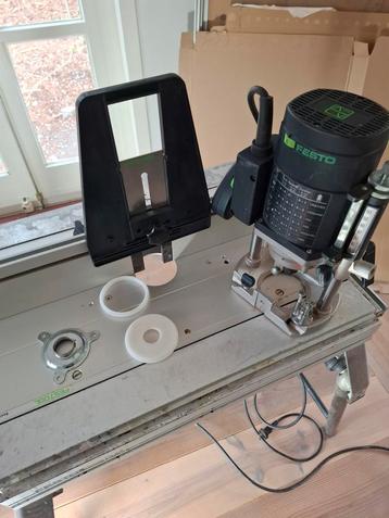 Festool of2000 bovenfrees met module en tafel  beschikbaar voor biedingen