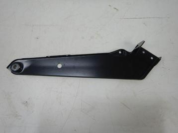 VW Passat B8 Variant Koplamphouder Links 3G0806929 beschikbaar voor biedingen