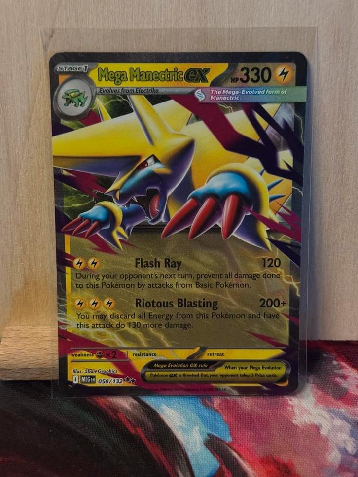 Mega Manectric EX #050 — Meva Evolution, Hobby en Vrije tijd, Verzamelkaartspellen | Pokémon, Nieuw, Losse kaart, Foil, Ophalen of Verzenden