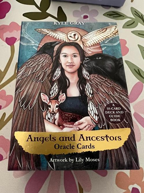 Angels and ancestors - orakelkaarten (Engels), Boeken, Esoterie en Spiritualiteit, Zo goed als nieuw, Overige typen, Tarot of Kaarten leggen