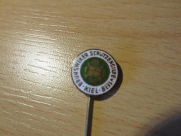 Verzameling speldjes/pins deel 2 beschikbaar voor biedingen