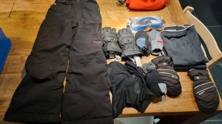 Dare2B skibroek maat 152 met skipully's zeer netjes, Kinderen en Baby's, Kinderkleding | Maat 152, Gebruikt, Jongen of Meisje