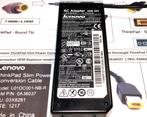 Lenovo 20V 3.25A 65W + Square-Pin Adapter Oplader 2.25A 45W, Computers en Software, Laptop-opladers, Ophalen of Verzenden, Zo goed als nieuw