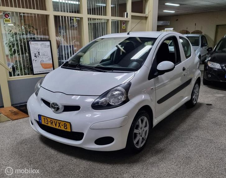 Toyota Aygo 1.0-12V Now AIRCO elektrische ramen, Auto's, Toyota, Bedrijf, Te koop, Aygo, ABS, Airbags, Airconditioning, Alarm