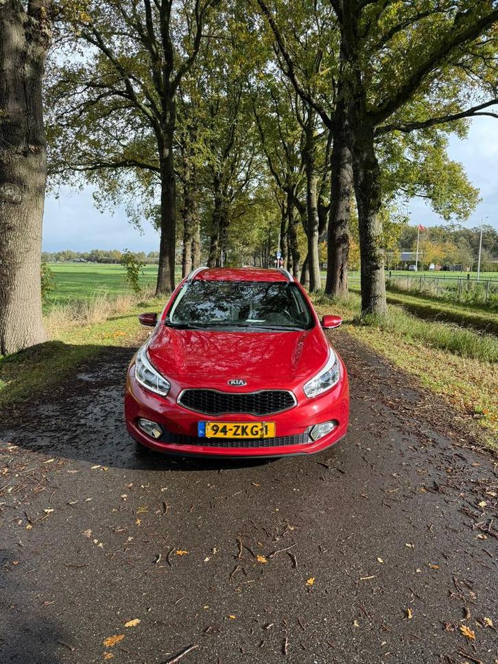 Kia (Pro) Cee d 1.6 GDI Sport Wagon 2013 Rood, Auto's, Kia, Particulier, (Pro) Cee d, Benzine, A, Stationwagon, Handgeschakeld