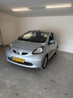 Toyota Aygo 1.0 5DRS 2007 Grijs Airco schuifdak panorama, Auto's, Voorwielaandrijving, 4 stoelen, 68 pk, Origineel Nederlands