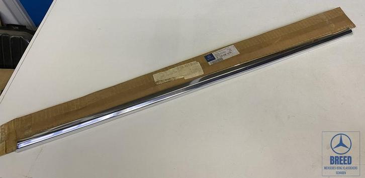 NOS sierlijst portier rechtsachter Mercedes-Benz W126 SE, Auto-onderdelen, Carrosserie en Plaatwerk, Mercedes-Benz, Nieuw, Ophalen of Verzenden