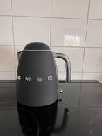 SMEG Mat zwarte waterkoker, Witgoed en Apparatuur, Waterkokers, Rvs, 1 tot 2 liter, Ophalen of Verzenden, Zo goed als nieuw