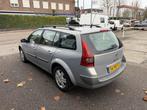 Renault Mégane Grand Tour 1.6-16V Expression Luxe motor nie, Stof, Gebruikt, 4 cilinders, Beige
