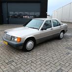 Mercedes-Benz 190-serie 2.0 E Automaat, Auto's, Mercedes-Benz, Centrale vergrendeling, Achterwielaandrijving, Gebruikt, 118 pk
