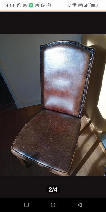 6 leren stoelen beschikbaar voor biedingen