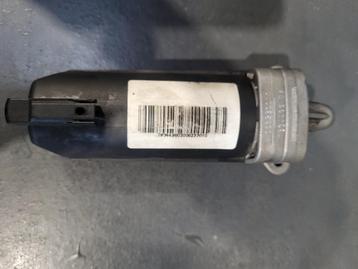BMW S85b50 oliepomp beschikbaar voor biedingen