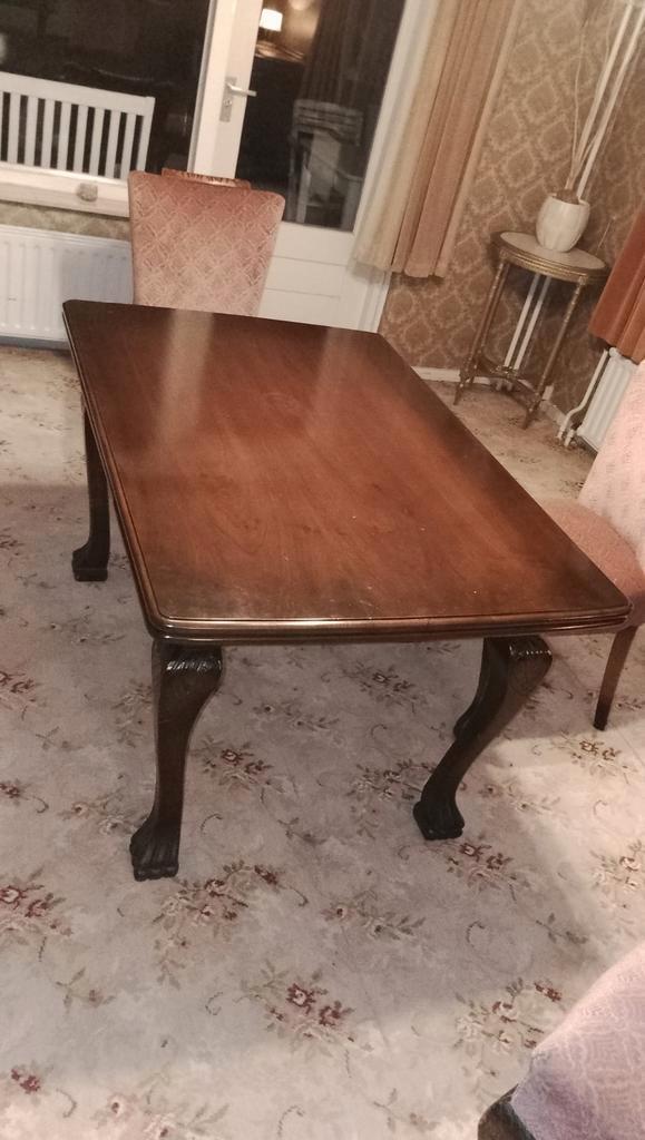 Vintafe Uitschuifbare Eettafel met bijpassende stoelen, Huis en Inrichting, Tafels | Eettafels, Gebruikt, 50 tot 100 cm, 200 cm of meer