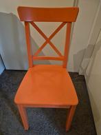 Oranje houten eetkamer stoel, Huis en Inrichting, Stoelen, Ophalen, Zo goed als nieuw, Overige kleuren, Eén