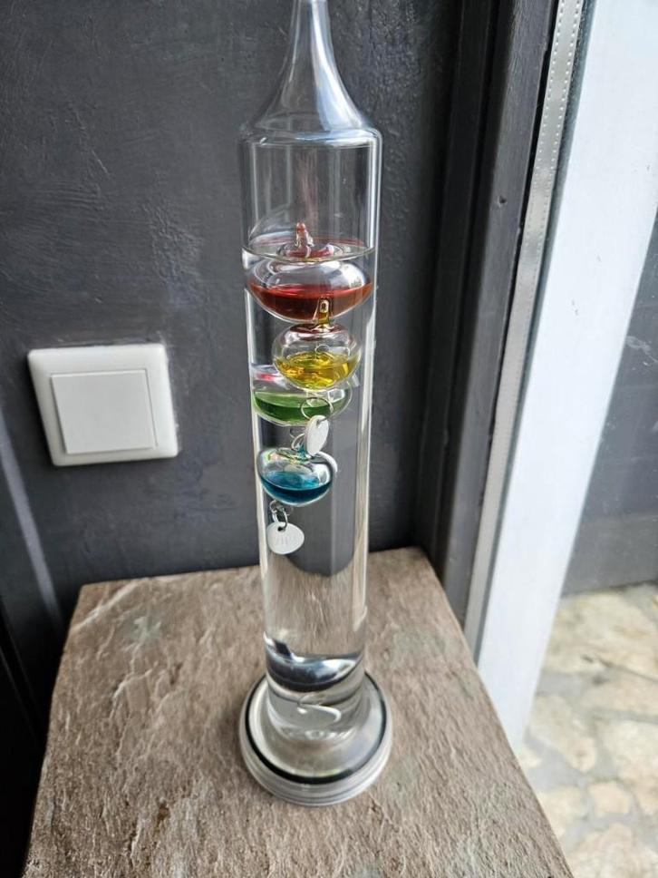 Zgan mooie grote Galileo weerstation gekleurde glazen bollen, Audio, Tv en Foto, Weerstations en Barometers, Zo goed als nieuw