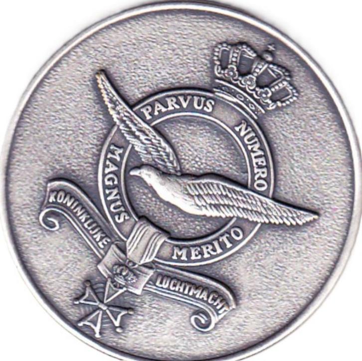 VETERANENDAGEN  8 en 9 SEPTEMBER 2004, Postzegels en Munten, Penningen en Medailles, Overige materialen, Verzenden