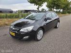 Opel Astra 1.4 Edition Airco / Cruise / 5Drs / LV / KOOPJE, Voorwielaandrijving, 101 pk, Gebruikt, 4 cilinders
