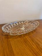 Ovale geslepen glazen schaal, vintage serveerschaaltje, Ophalen of Verzenden, Zo goed als nieuw, Ovaal, Glas