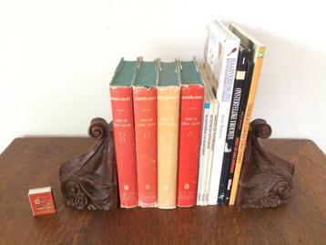 2 sierlijk gekrulde boekensteunen krul bruin vintage steunen beschikbaar voor biedingen