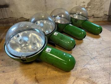 Industriele Lampen Groen / Retro / Vintage / Antiek / Brocan beschikbaar voor biedingen
