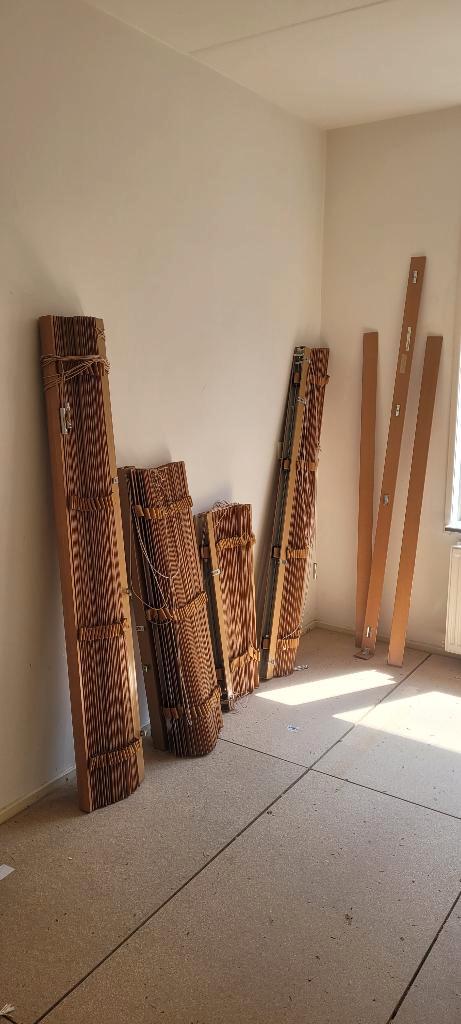 Mooie houten Luxaflex jaloezieën - Vier verschillende maten, Huis en Inrichting, Overige Huis en Inrichting, Zo goed als nieuw