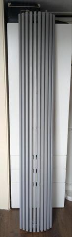 Hoek radiator Thermic Zana-A, Doe-het-zelf en Verbouw, Verwarming en Radiatoren, Ophalen, Gebruikt, Radiator, Minder dan 60 cm
