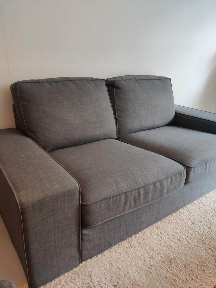 IKEA KIVIK tweezitter bank Gunnared middengrijs, Huis en Inrichting, Banken | Sofa's en Chaises Longues, Zo goed als nieuw, Driepersoons