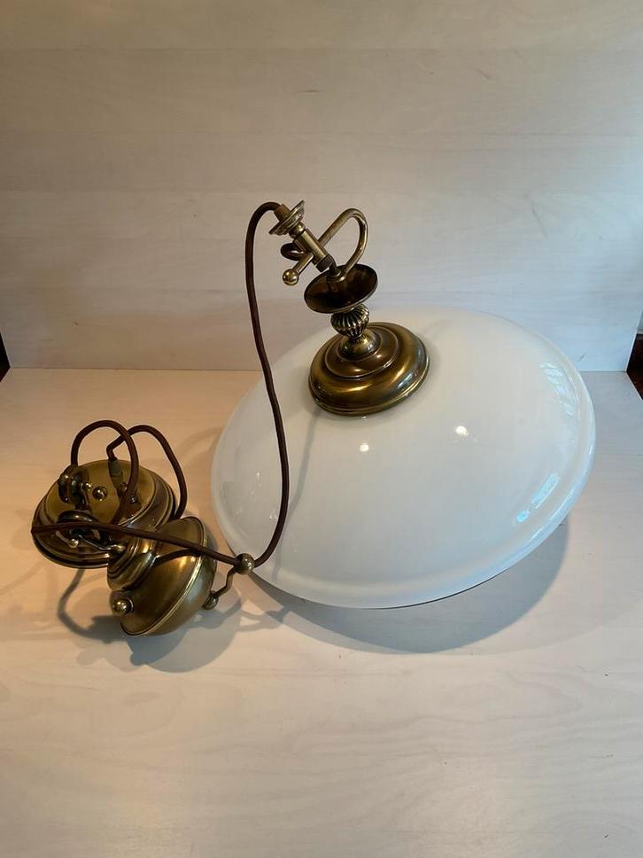 Prachtige forse Frantzen hanglamp melkglas doorsnee 43 cm, Huis en Inrichting, Lampen | Hanglampen, Zo goed als nieuw, Minder dan 50 cm