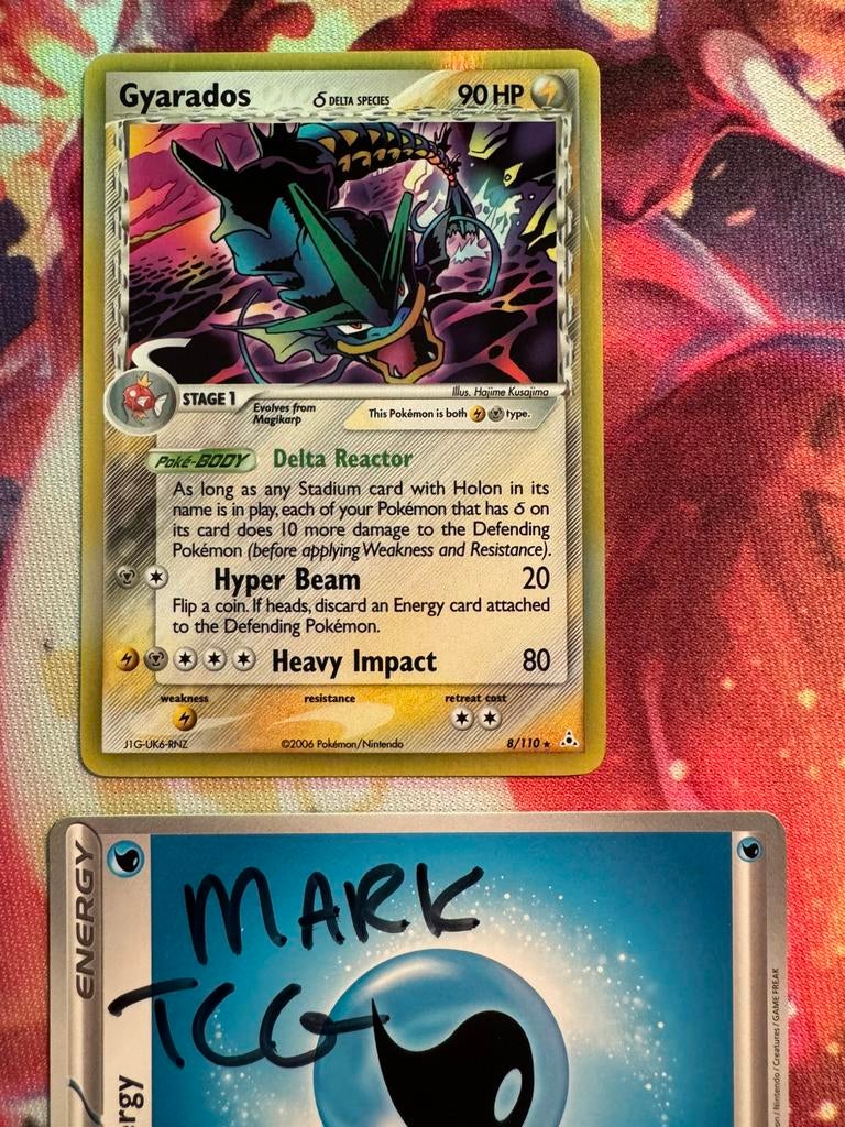 Check de actuele waarde van je Gyarados 12/110 kaart uit de Legendary