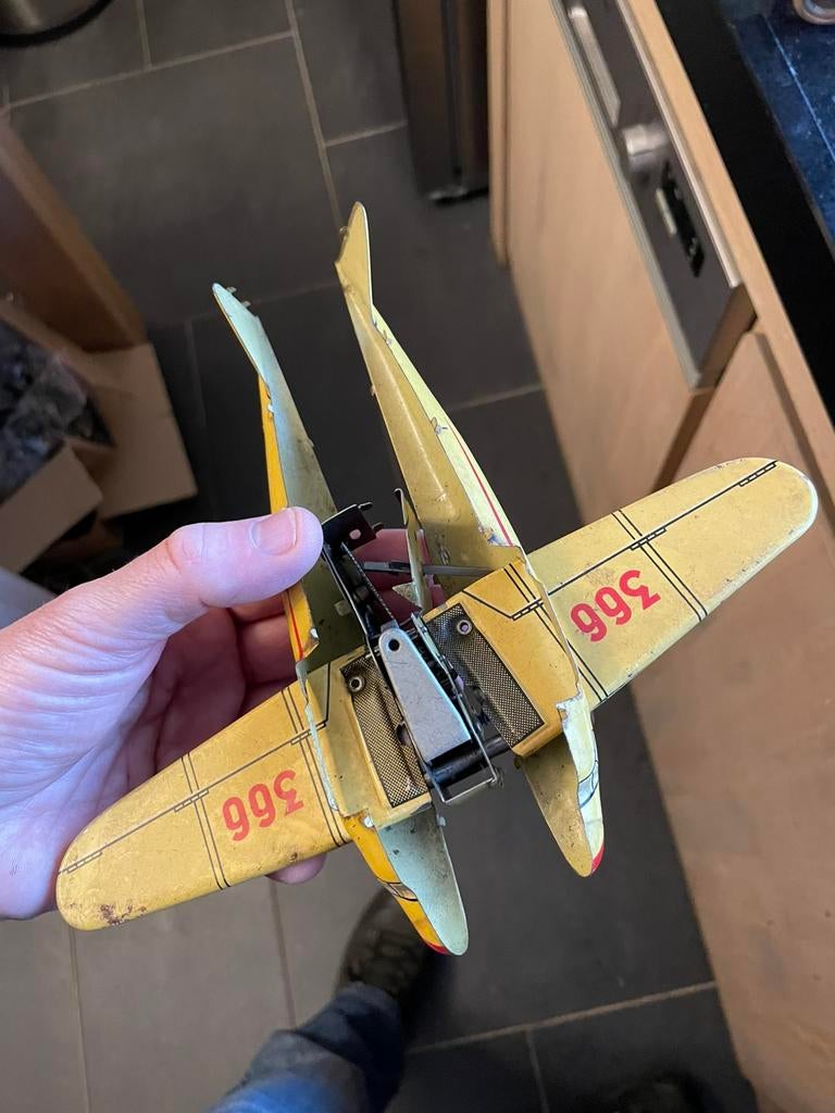 CKO 366 Komet vliegtuig, Antiek en Kunst, Antiek | Speelgoed, Ophalen of Verzenden